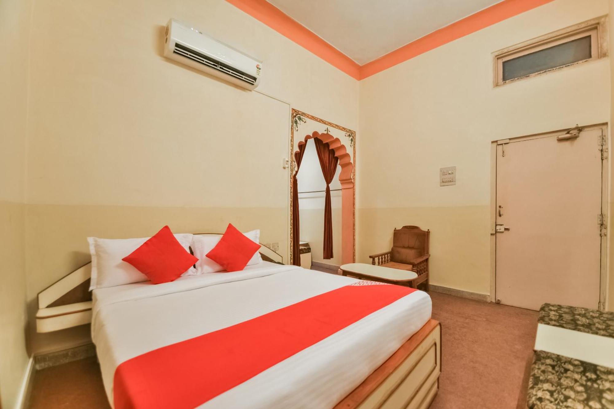 Hotel O Raj Kesar Tirath Exterior foto