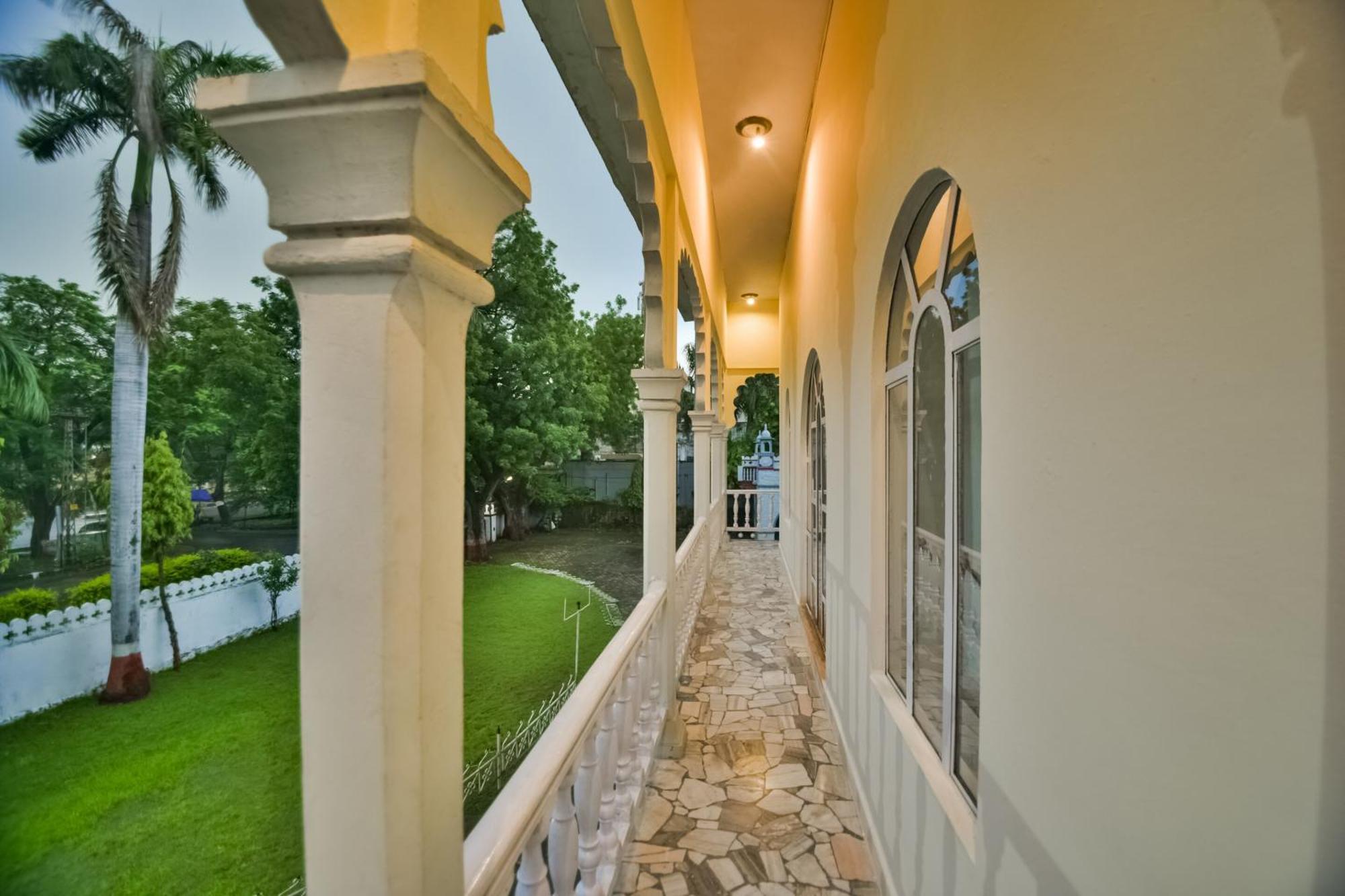 Hotel O Raj Kesar Tirath Exterior foto