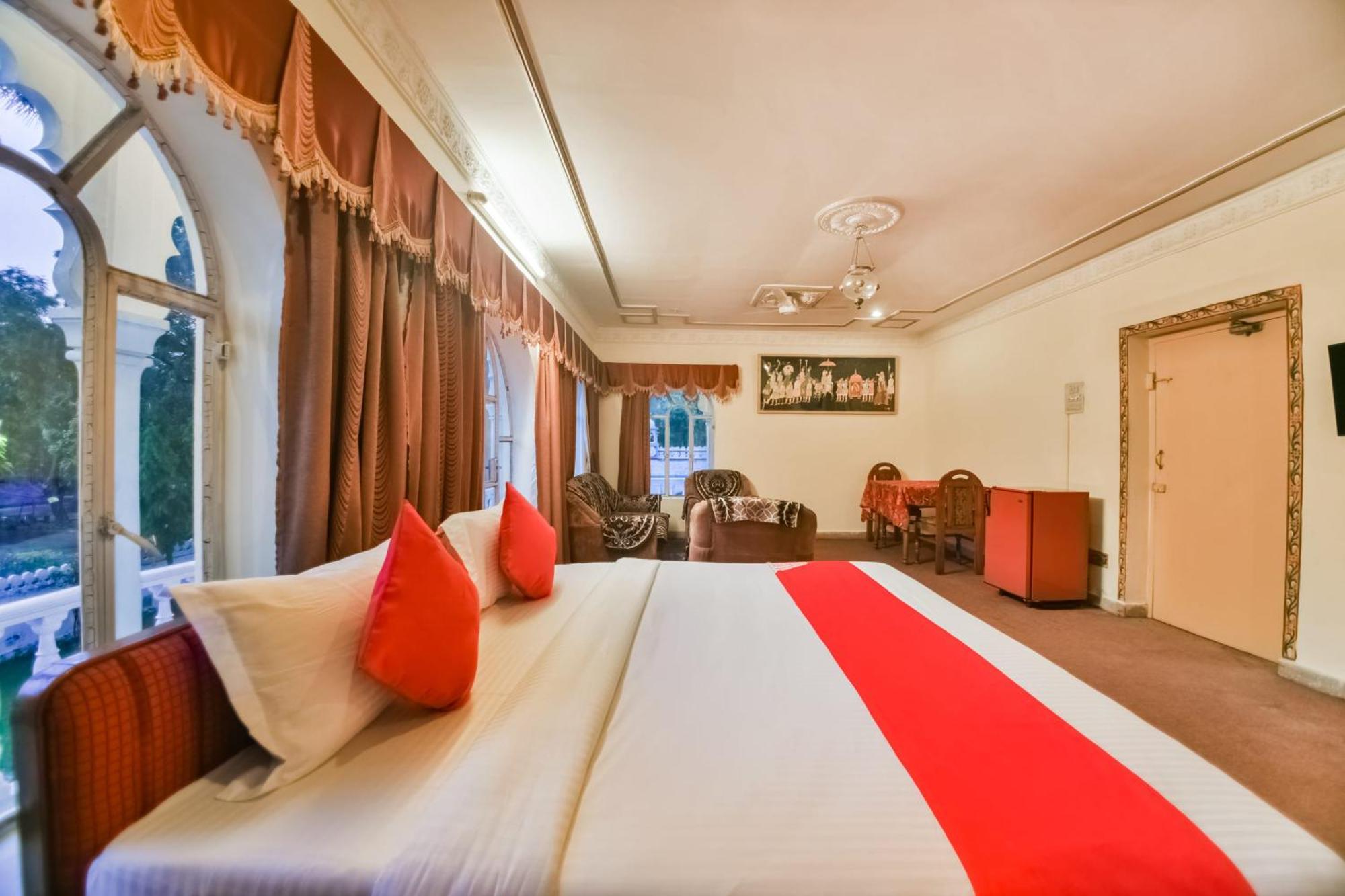 Hotel O Raj Kesar Tirath Exterior foto
