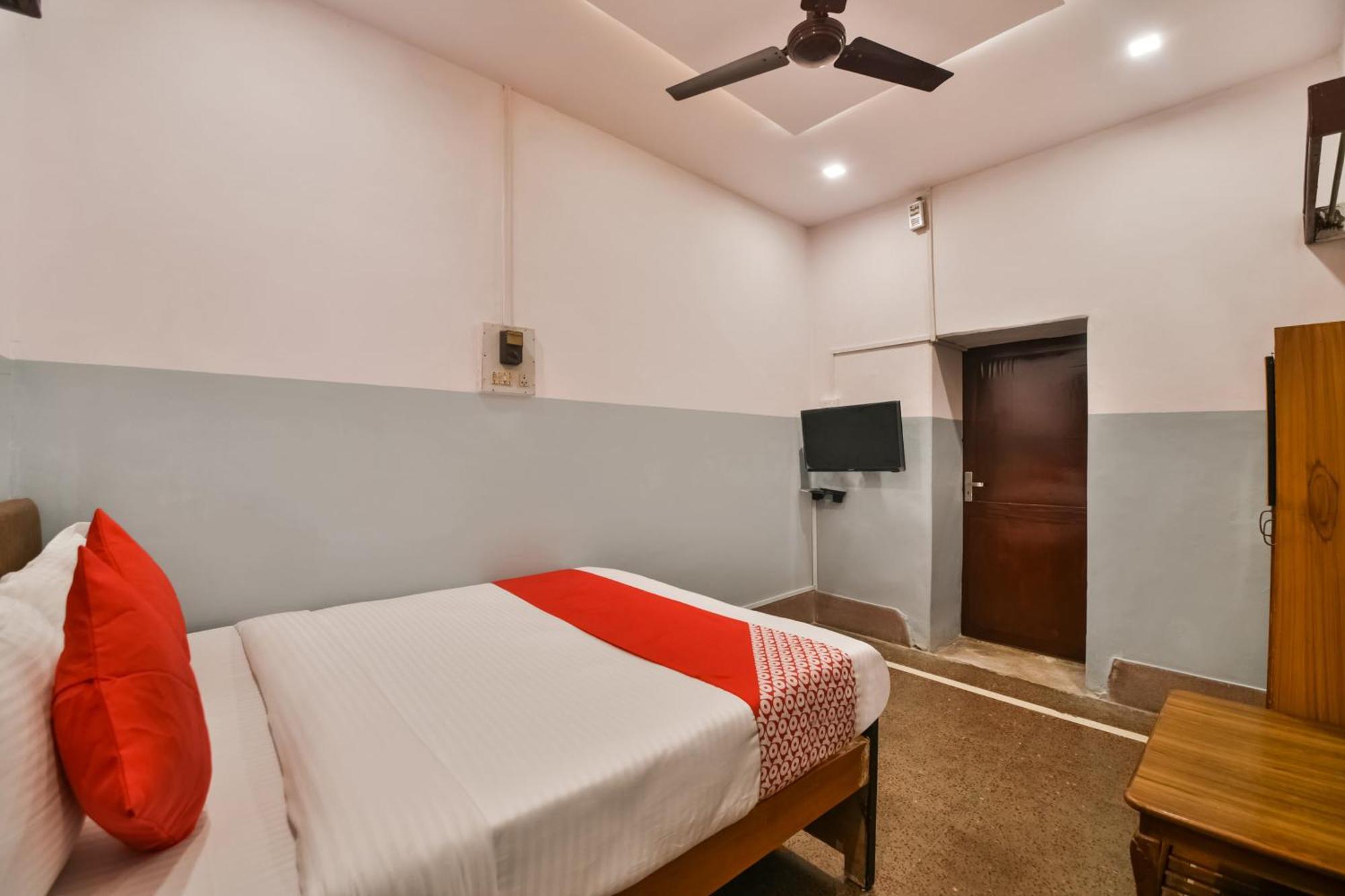 Hotel O Raj Kesar Tirath Exterior foto